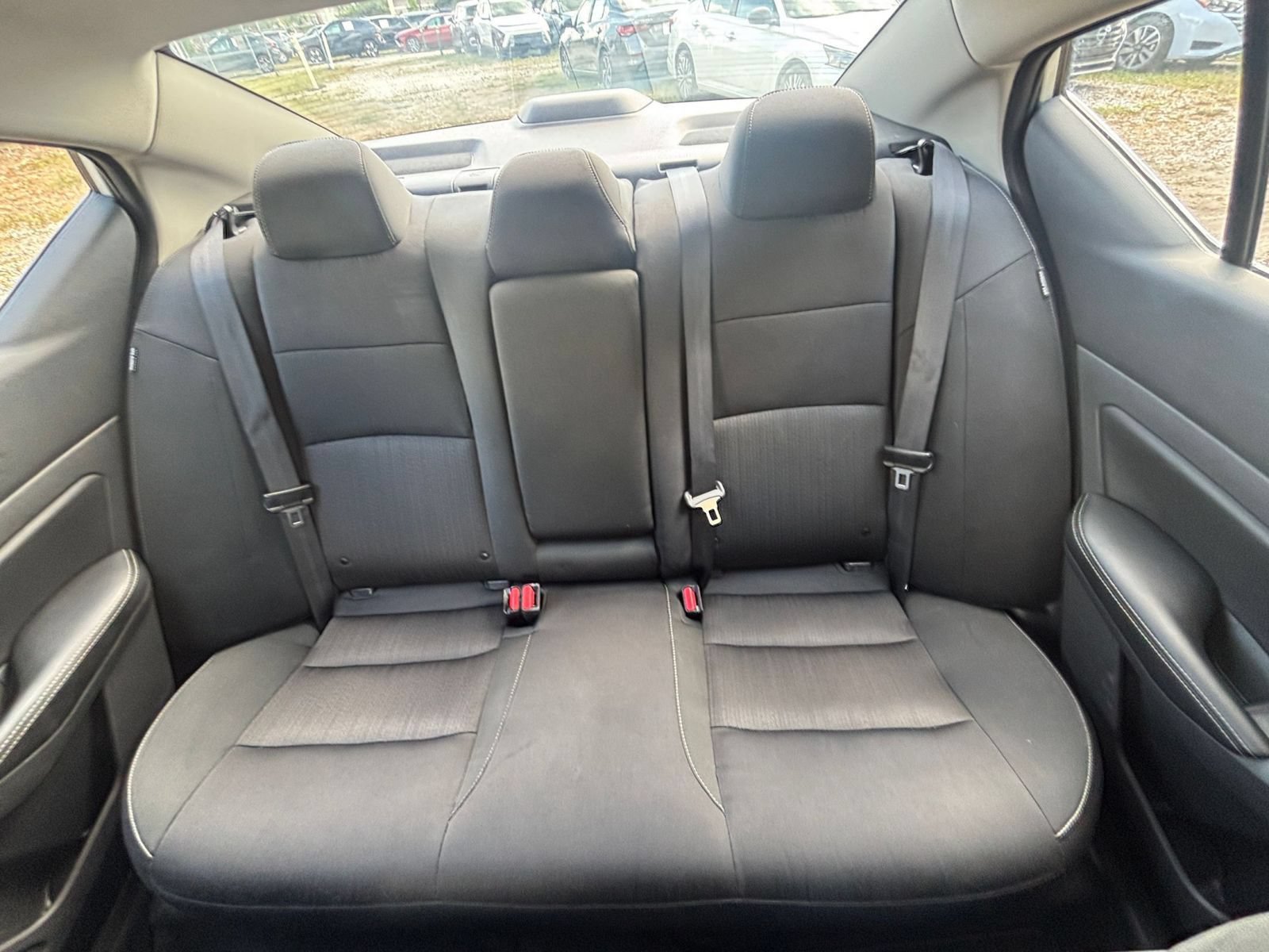 Used 2025 Nissan Altima 2.5 SV FWD image 39