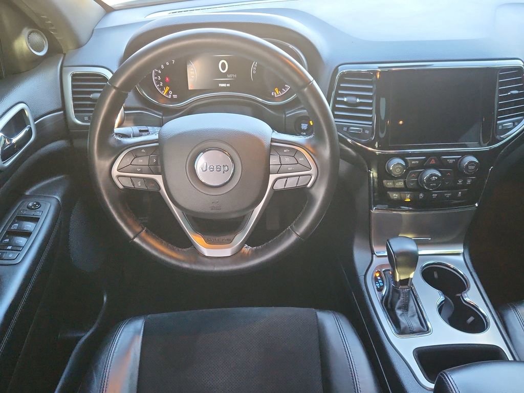 Used 2021 Jeep Grand Cherokee Laredo X image 11