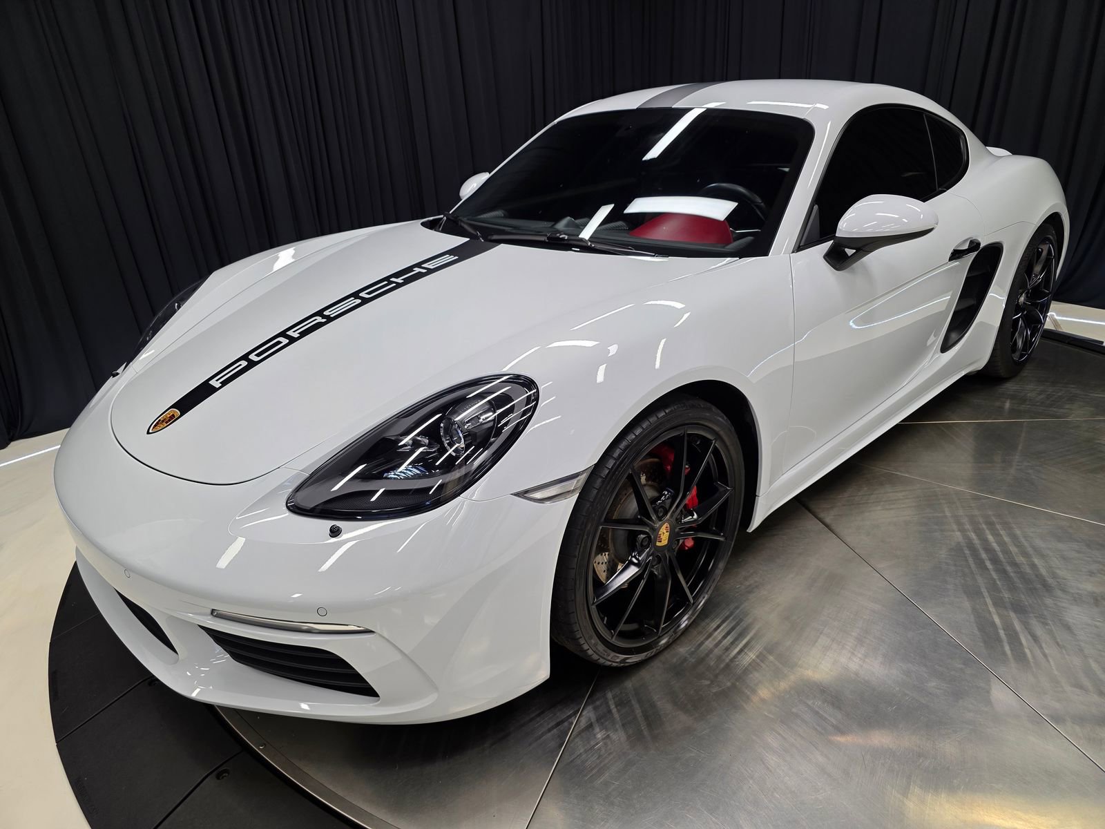 Used 2017 Porsche 718 Cayman RWD image 45