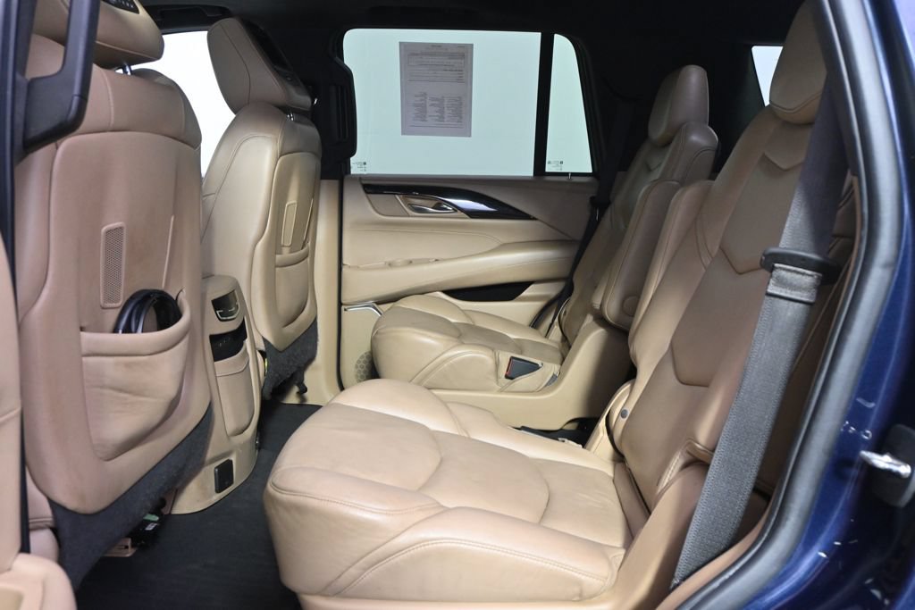Used 2019 Cadillac Escalade Platinum AWD/4WD image 21