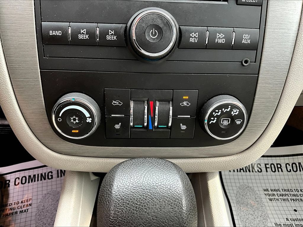 Used 2008 Chevrolet Impala LT w/ Luxury Edition Package FWD image 13