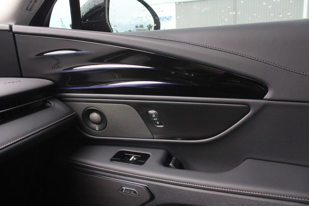 New 2026 Lincoln Nautilus Reserve AWD/4WD image 22