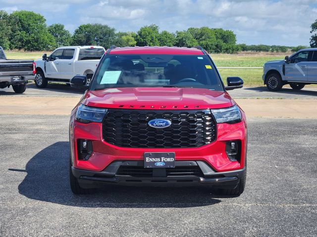 Used 2025 Ford Explorer ST-Line w/ Premium Package RWD image 2