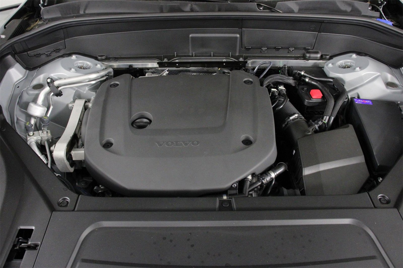 New 2025 Volvo XC90 B6 Ultra w/ Protection Package Premier image 12