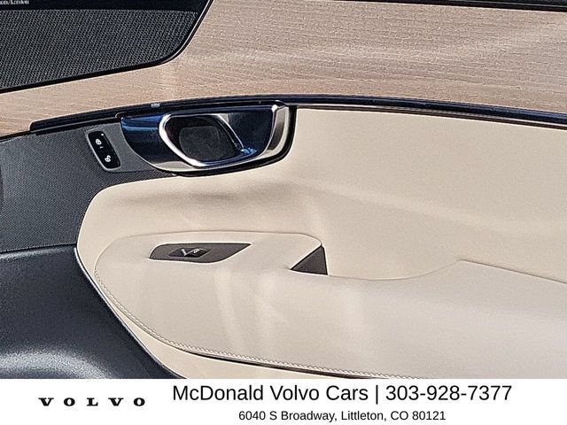 Used 2026 Volvo XC90 B6 Plus w/ Protection Package Premier AWD/4WD image 18