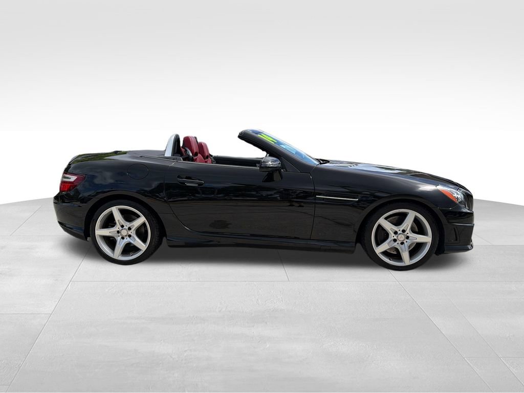 Used 2014 Mercedes-Benz SLK 350 image 8