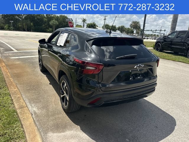 Used 2024 Chevrolet Trax RS FWD image 9