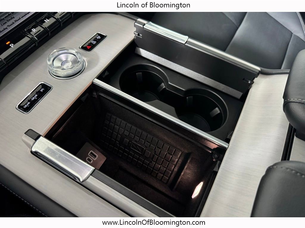 Certified 2025 Lincoln Navigator L Reserve AWD/4WD image 33