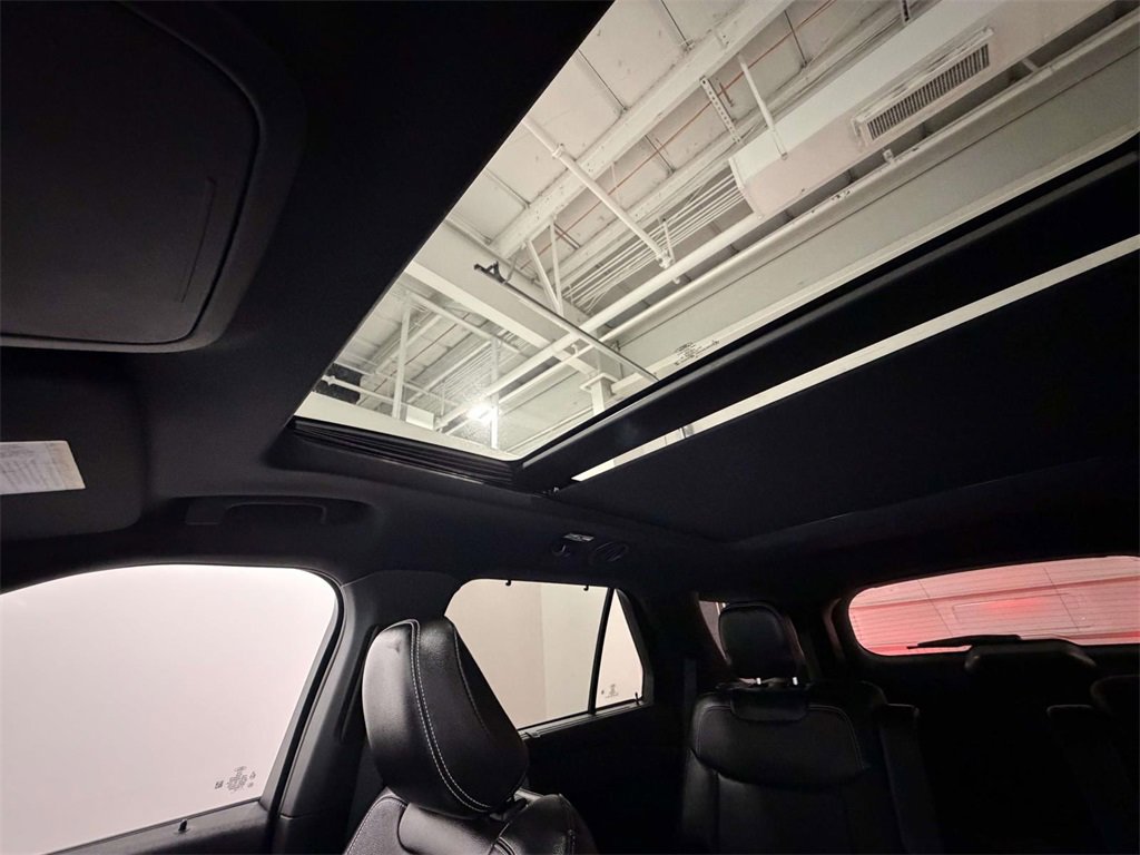 Used 2024 Ford Explorer ST w/ Equipment Group 401A image 26