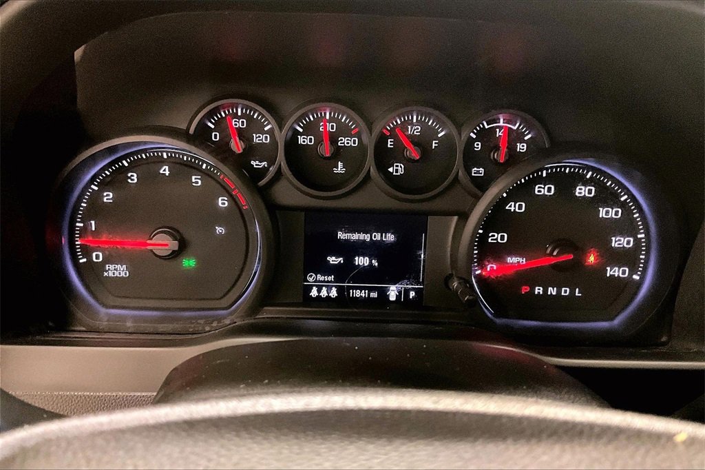 Used 2024 Chevrolet Silverado 2500 Custom image 14