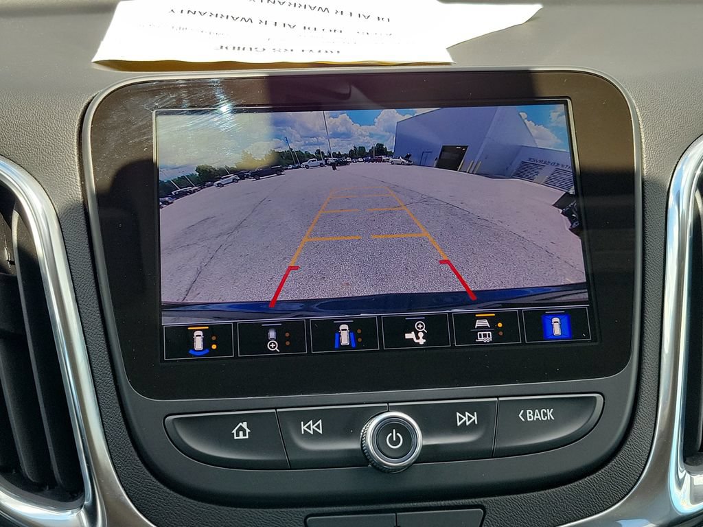Used 2024 Chevrolet Equinox LT FWD image 22