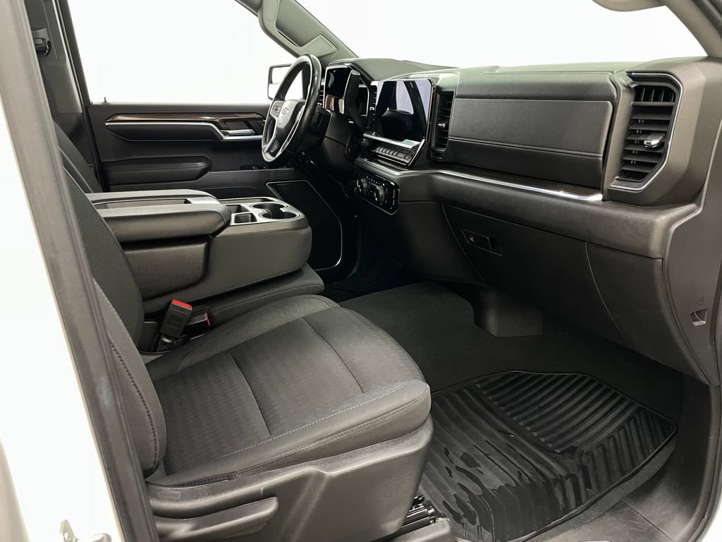 Certified 2022 Chevrolet Silverado 1500 LT AWD/4WD image 34