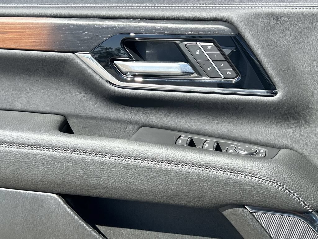 New 2026 GMC Yukon Denali AWD/4WD image 23