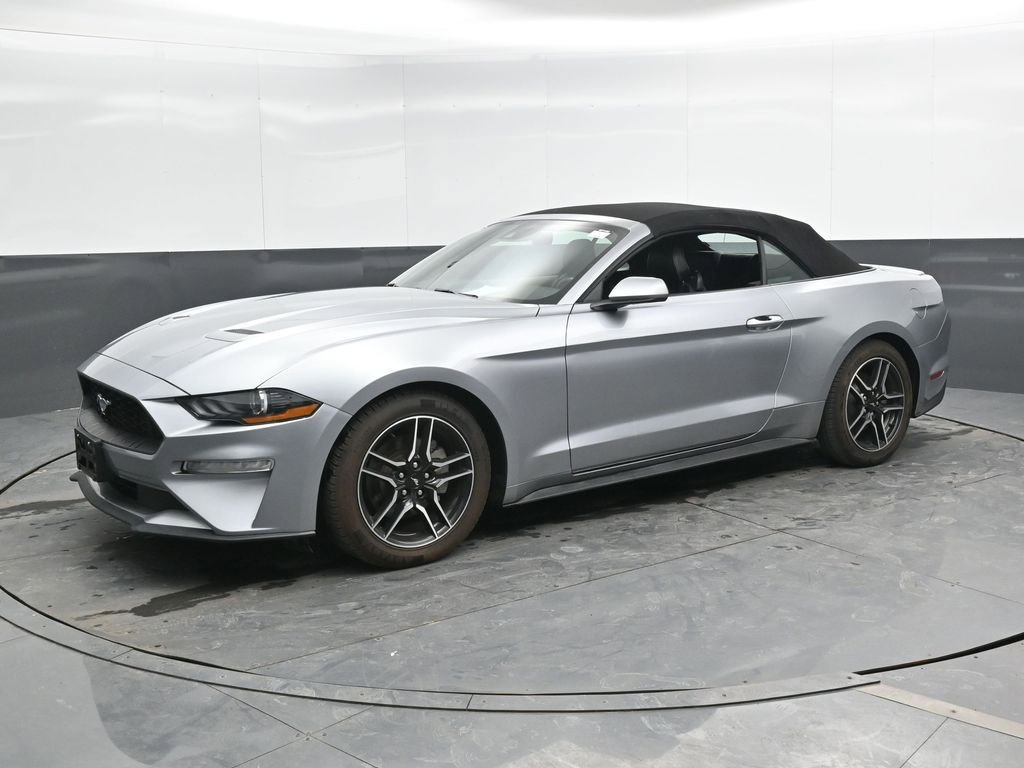 Used 2023 Ford Mustang Premium image 9