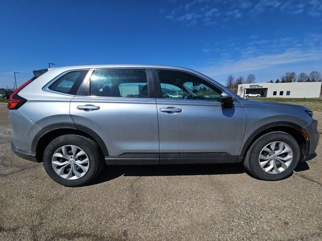 Used 2024 Honda CR-V LX image 2
