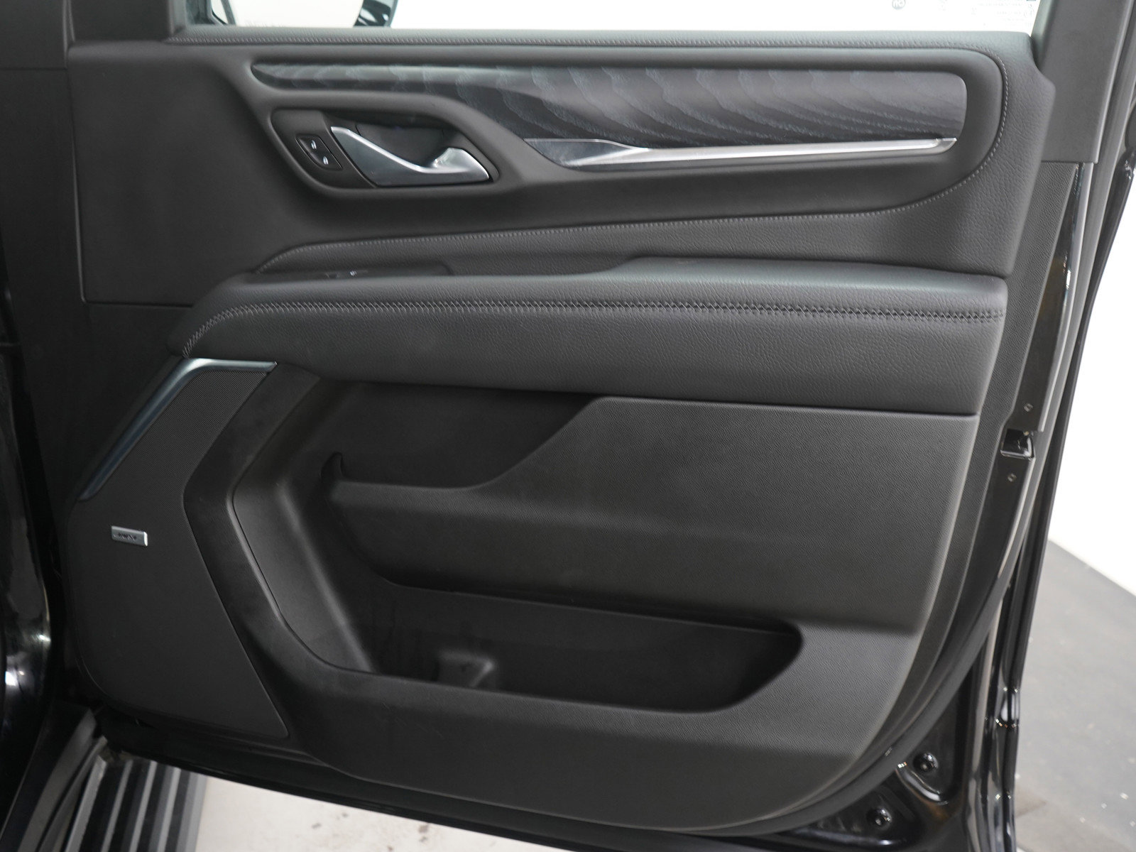 Used 2022 GMC Yukon XL Denali image 13