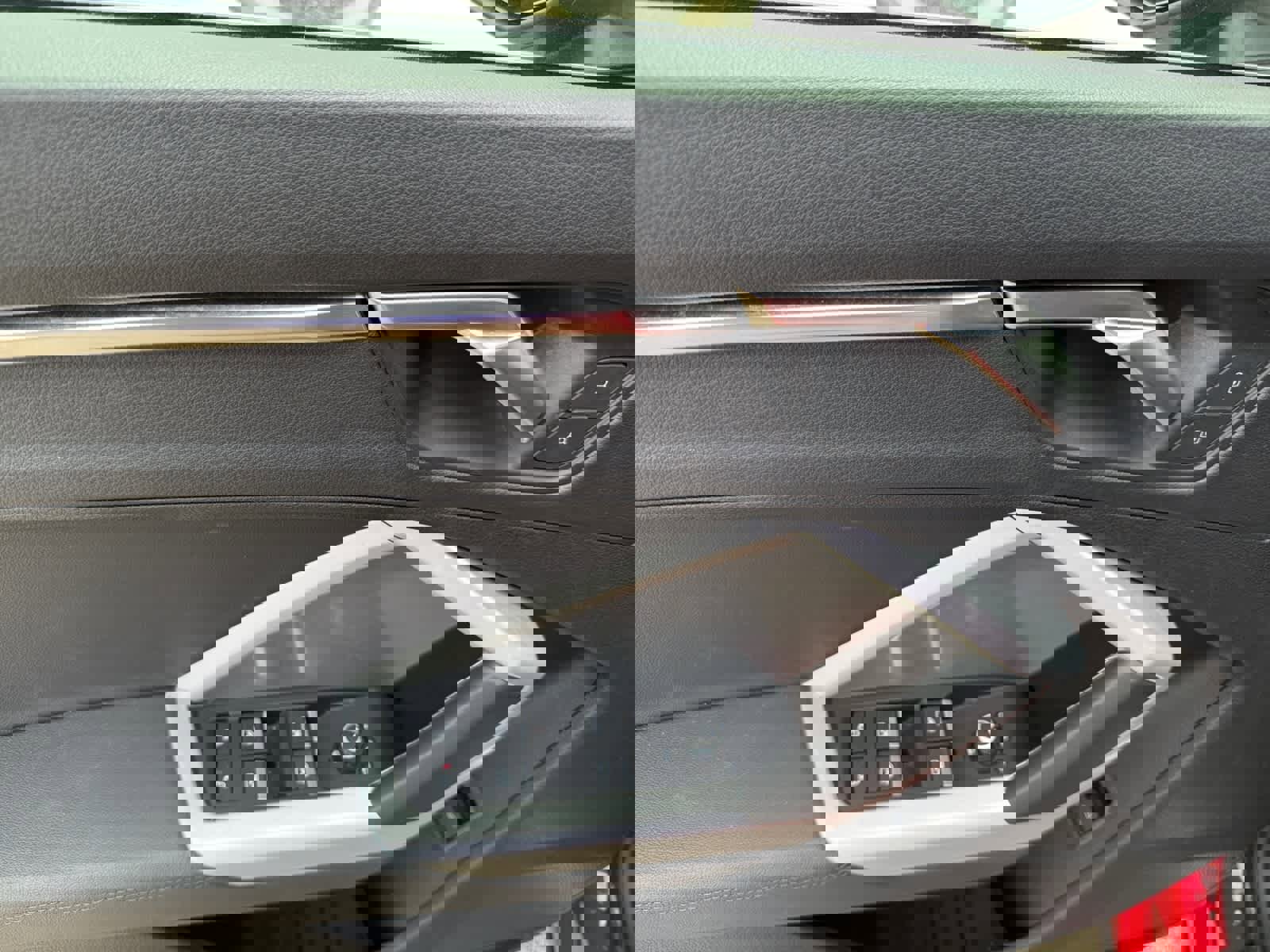 Used 2025 Audi Q3 2.0T Premium AWD/4WD image 19