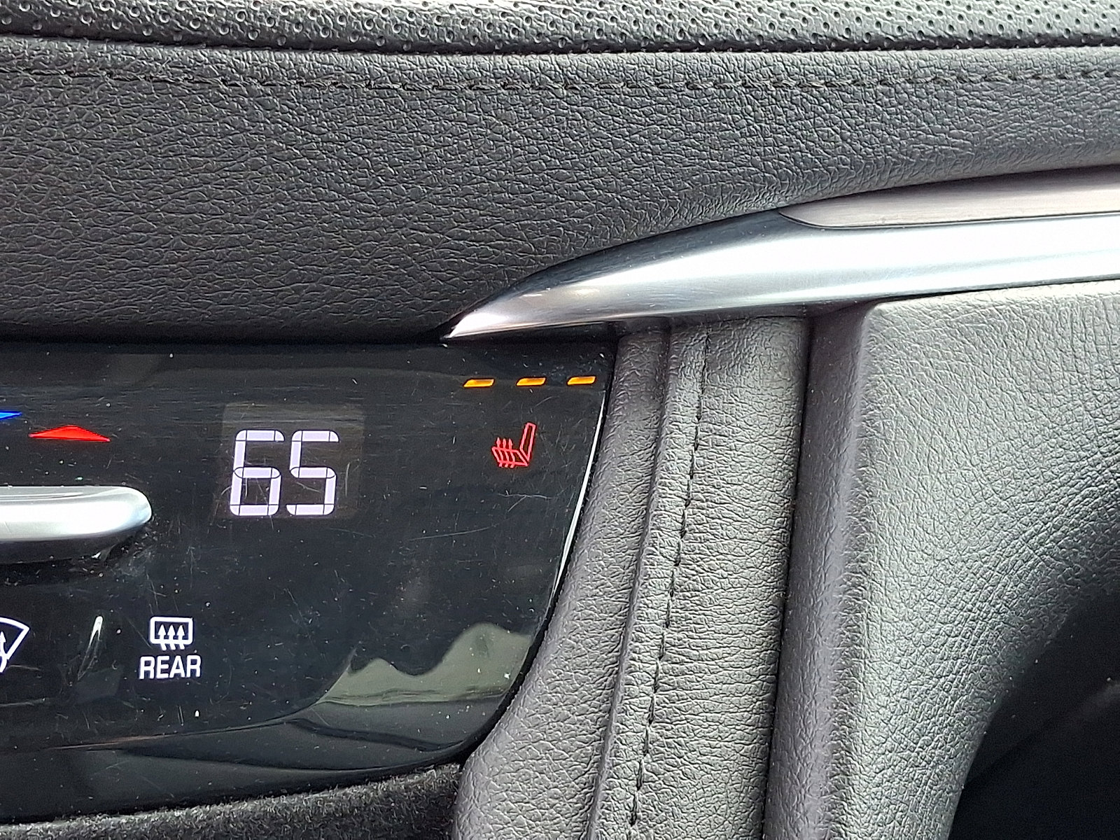 Used 2017 Cadillac XT5 Luxury w/ Driver Awareness Package image 27