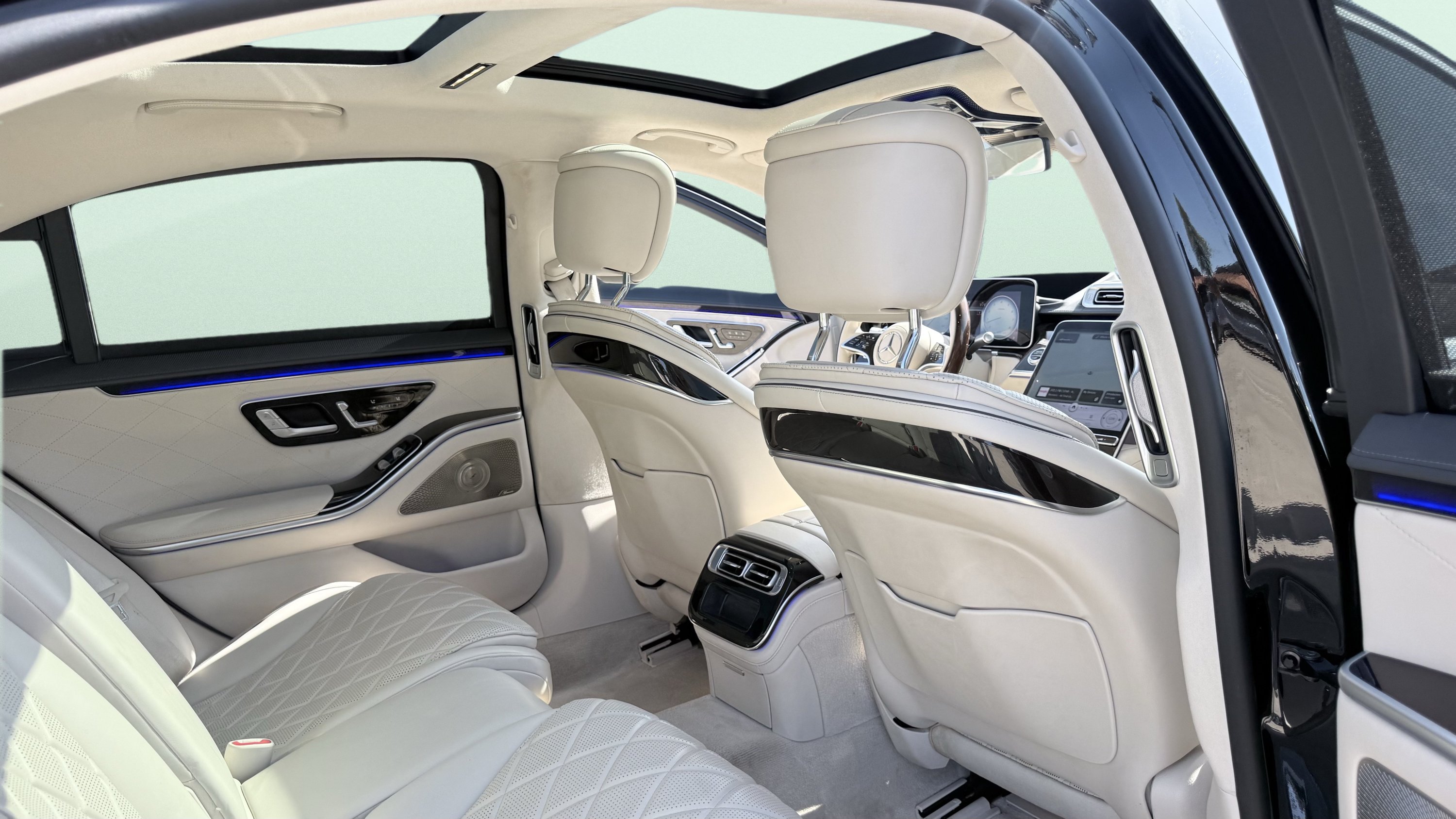 Used 2021 Mercedes-Benz S 580 4MATIC Sedan w/ Warmth & Comfort Package image 46