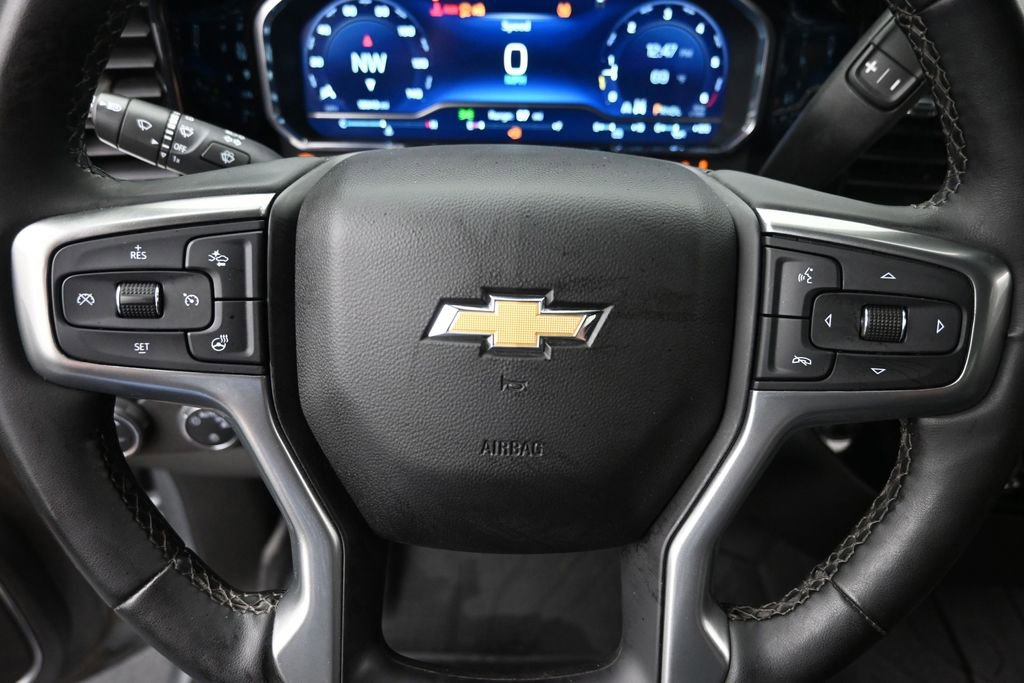 Used 2023 Chevrolet Silverado 1500 LT AWD/4WD image 14