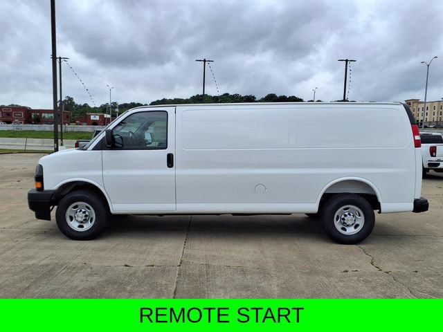 New 2026 Chevrolet Express 2500 Extended w/ Driver Convenience Package RWD image 4