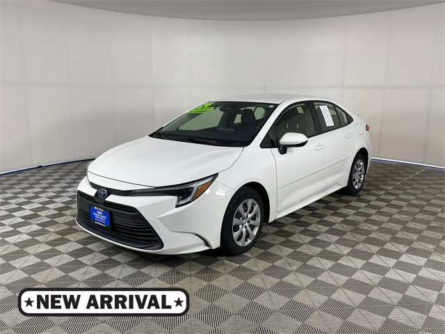 Used 2024 Toyota Corolla LE