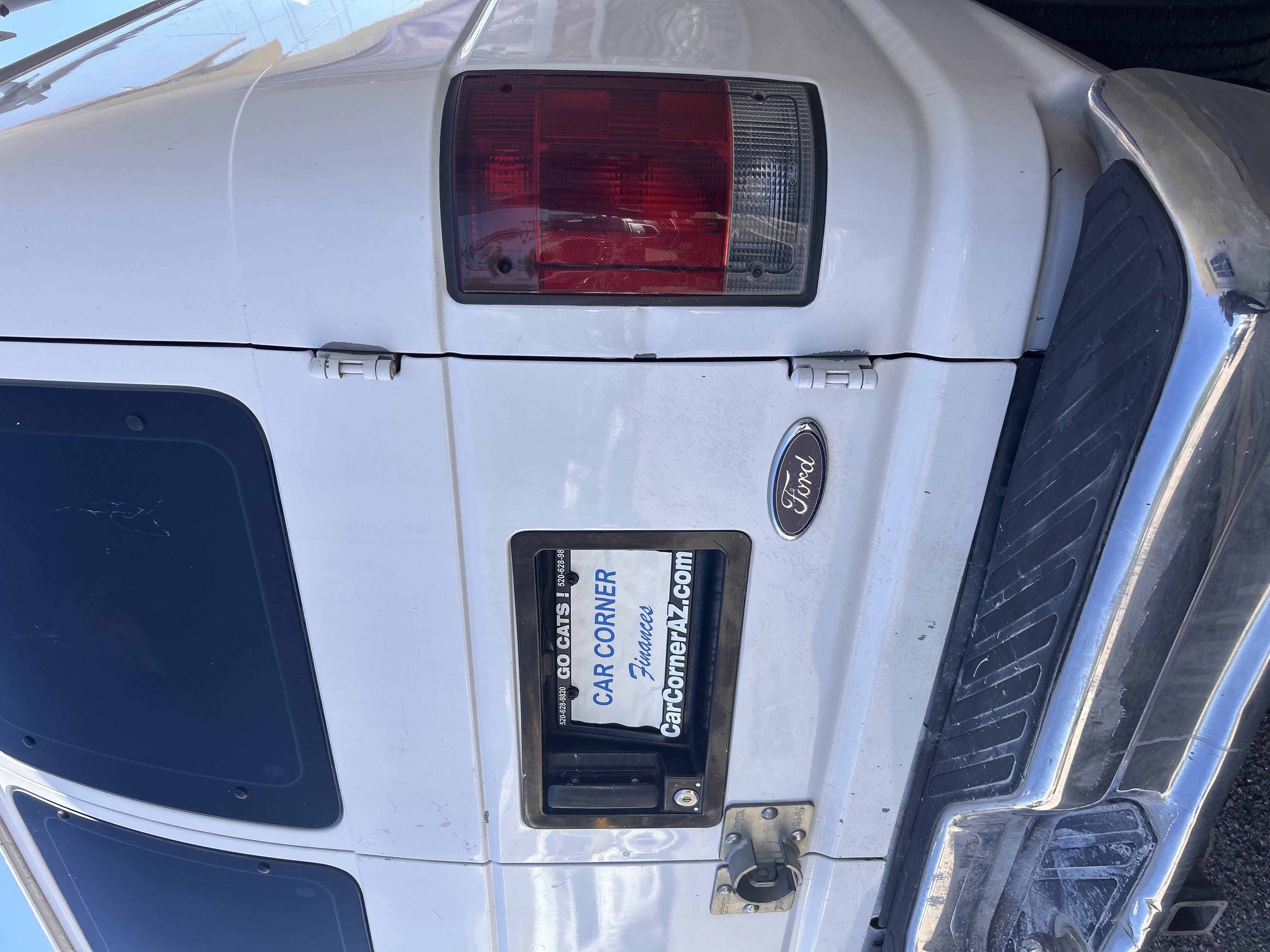 Used 2006 Ford E-250 and Econoline 250 RWD image 10