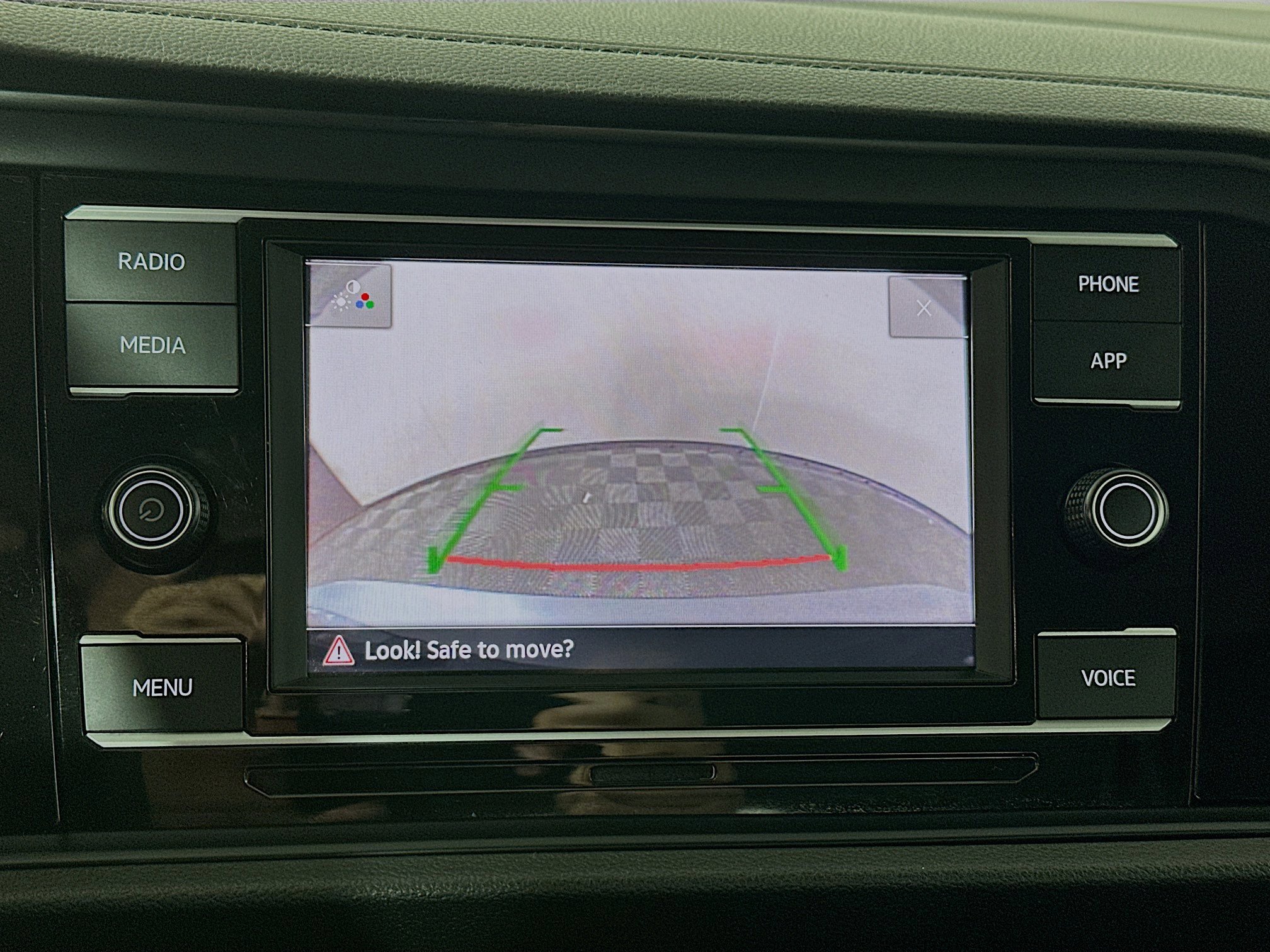 Used 2024 Volkswagen Jetta SE image 13