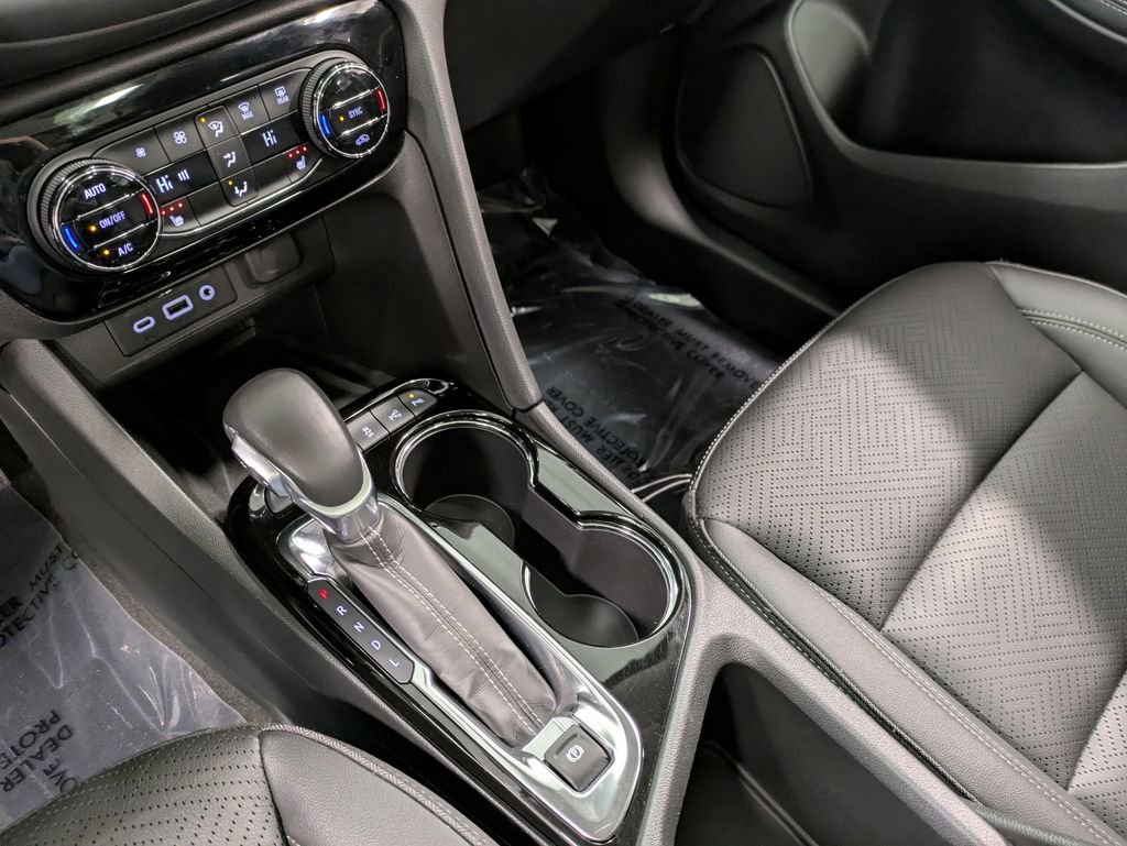 Used 2022 Buick Encore GX Essence w/ Advanced Technology Package FWD image 15