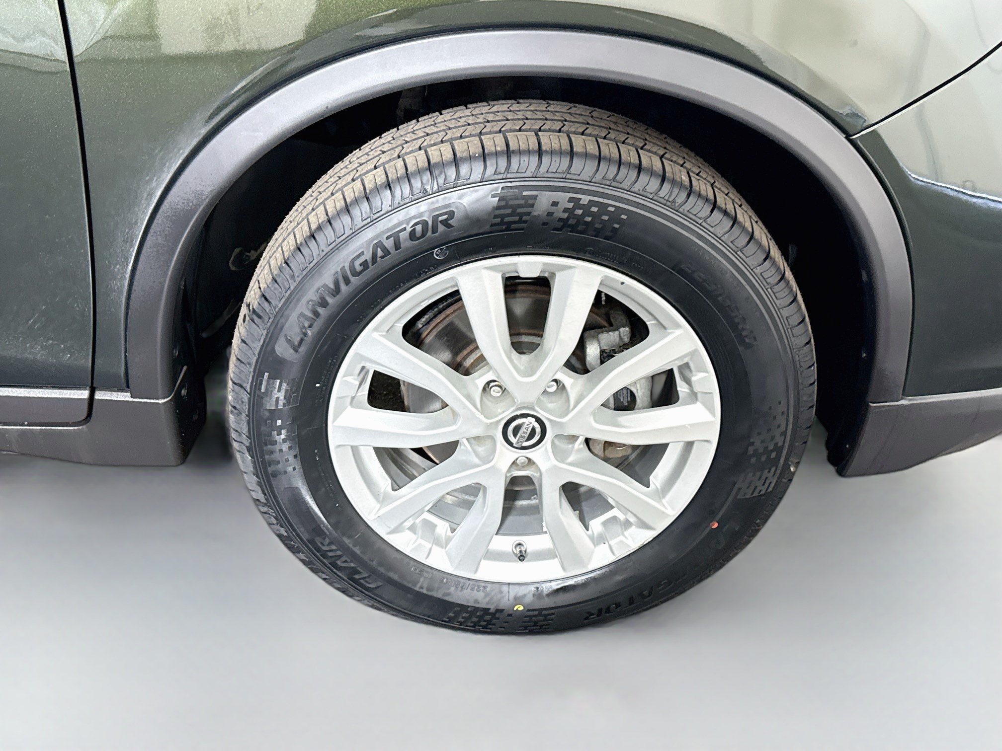 Used 2020 Nissan Rogue SV AWD/4WD image 32