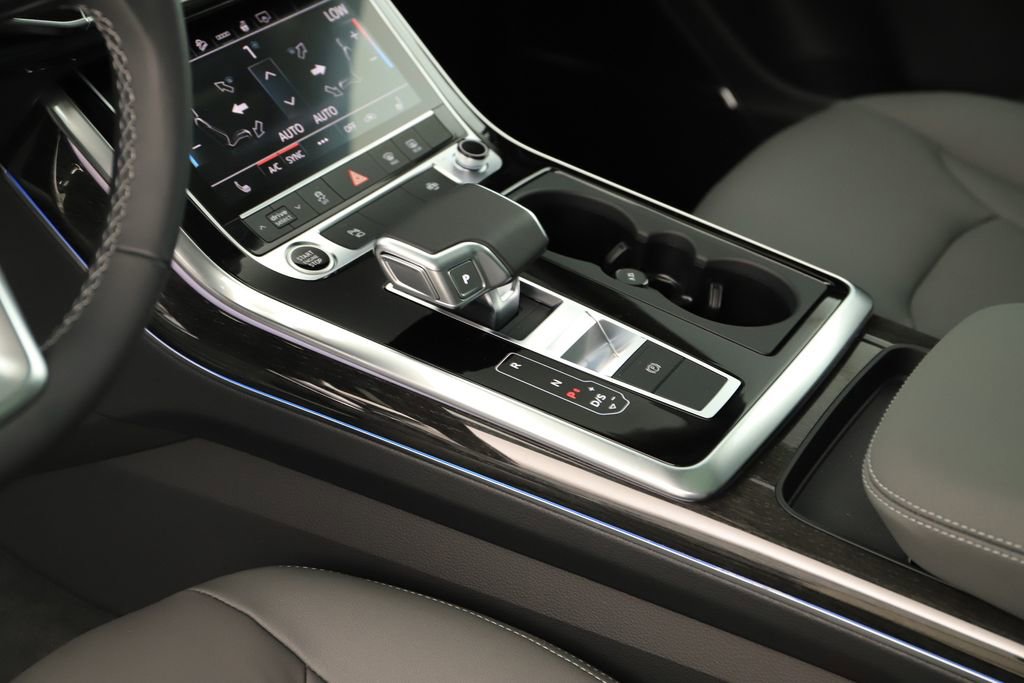 New 2026 Audi Q8 Premium image 17