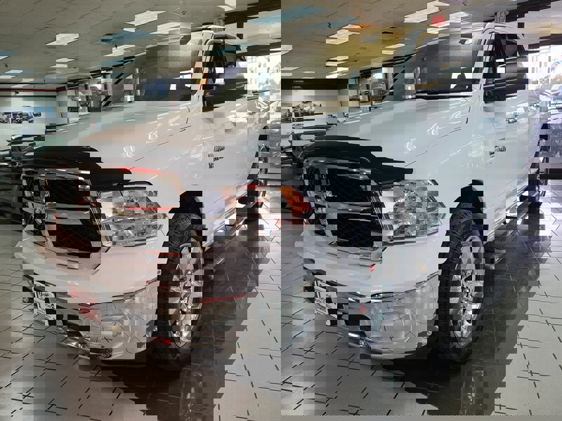 Used 2016 RAM 1500 Classic SLT w/ Trailer & Traction Group image 2