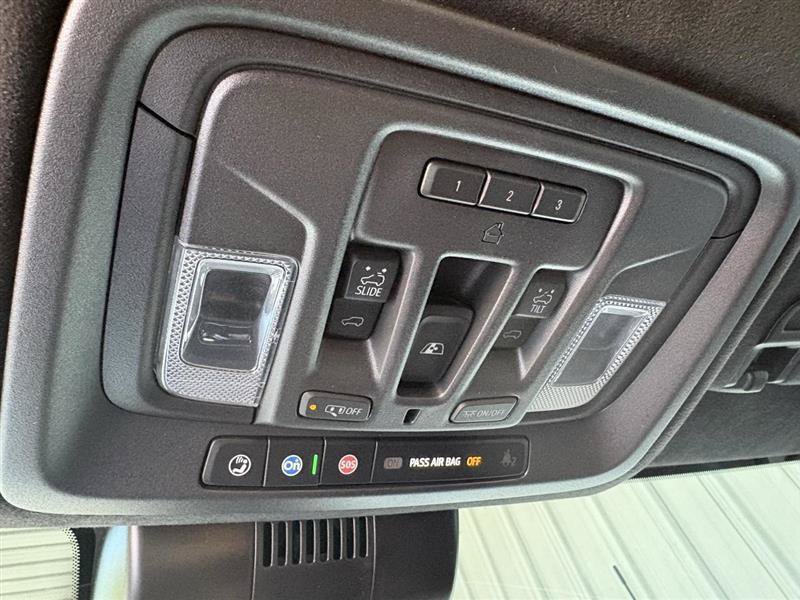 Used 2024 GMC Sierra 2500 Denali Ultimate AWD/4WD image 26