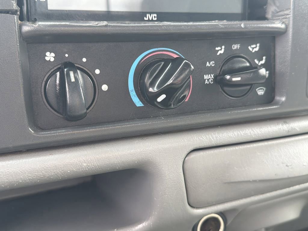 Used 2004 Ford F250 XLT image 20