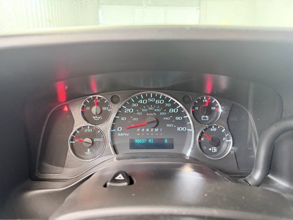 Used 2020 Chevrolet Express 3500 LT w/ LT Preferred Equipment Group RWD image 31