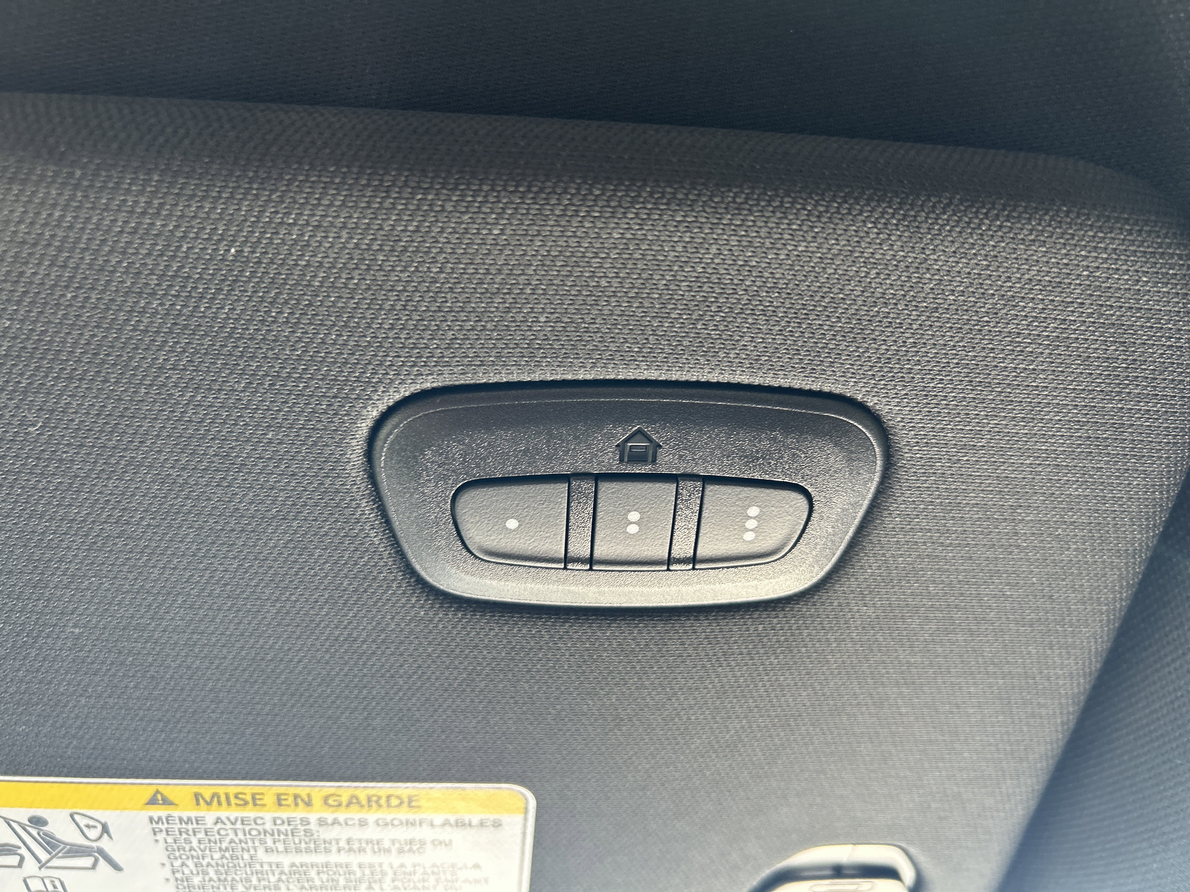 New 2026 RAM 1500 4x4 Crew Cab image 32