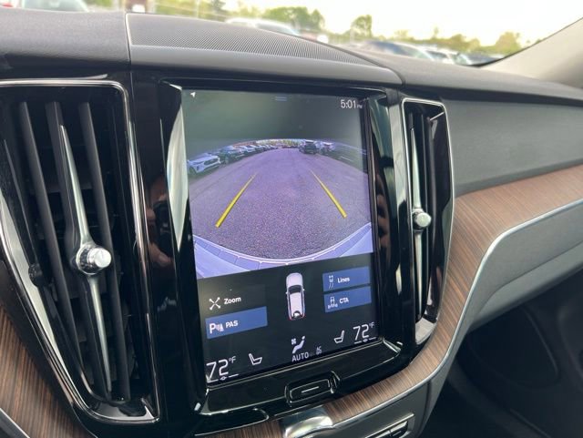 Used 2021 Volvo XC60 T5 Momentum w/ Protection Package Premier AWD/4WD image 13