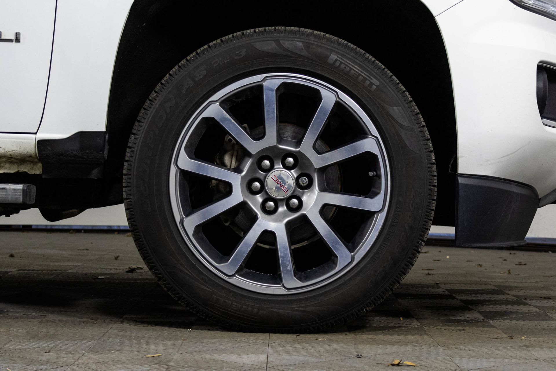 Used 2018 GMC Canyon Denali image 39