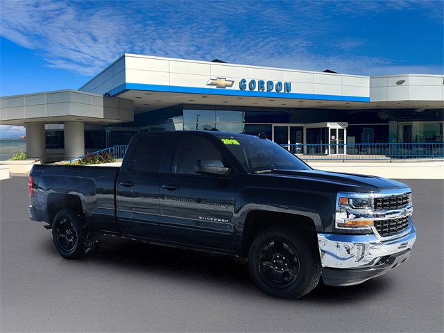 Used 2018 Chevrolet Silverado 1500 LT w/ All Star Edition image 6