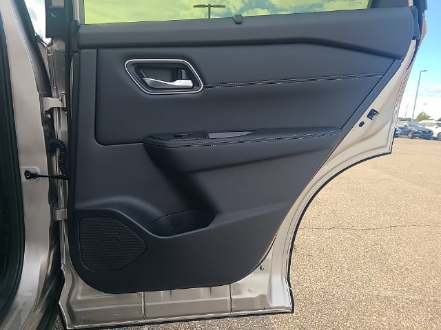 New 2026 Nissan Rogue Platinum AWD/4WD image 28