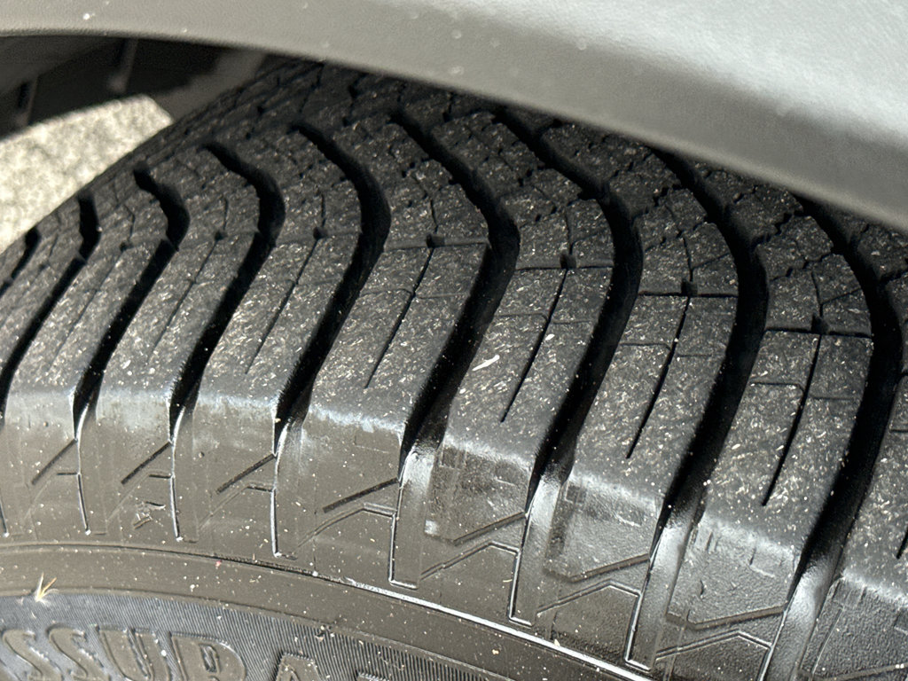 Used 2019 Nissan Rogue SV w/ Sun & Sound Touring Package AWD/4WD image 10