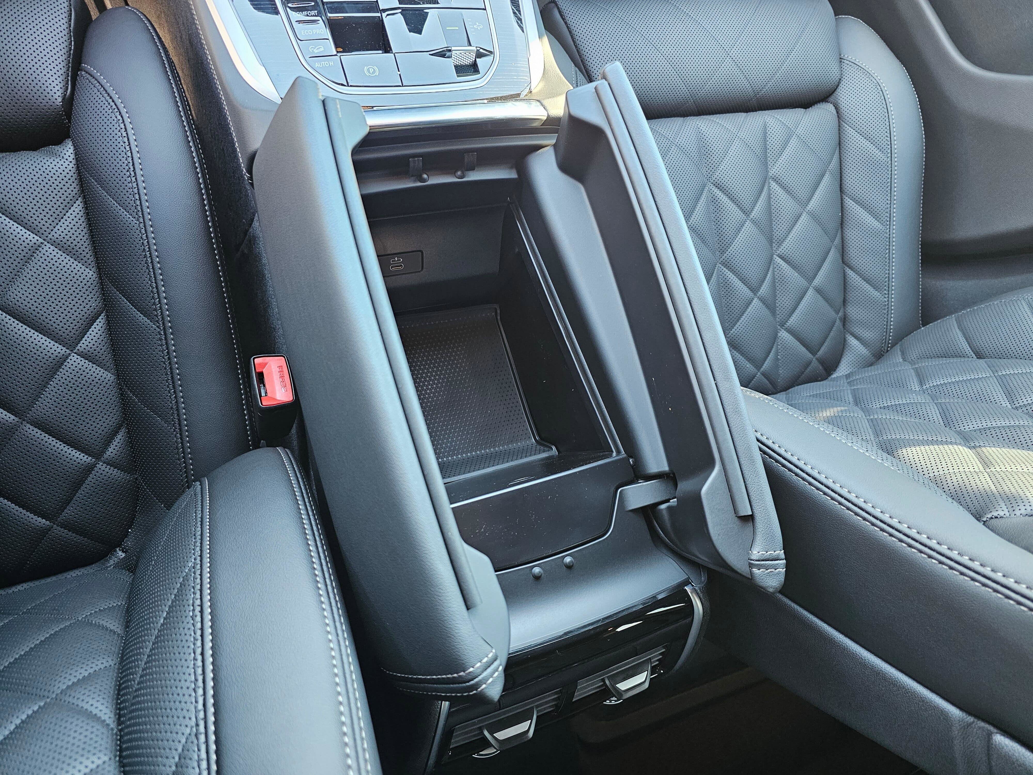 New 2026 BMW X5 xDrive40i w/ Executive Package image 25