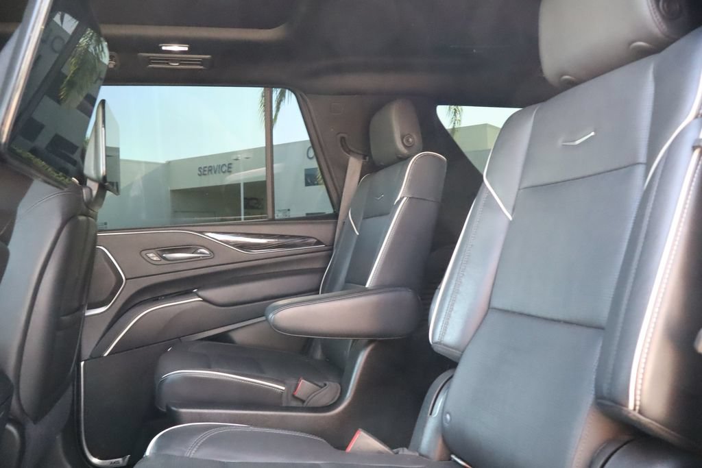 Used 2021 Cadillac Escalade Sport w/ Driver Assist Tech Package AWD/4WD image 37