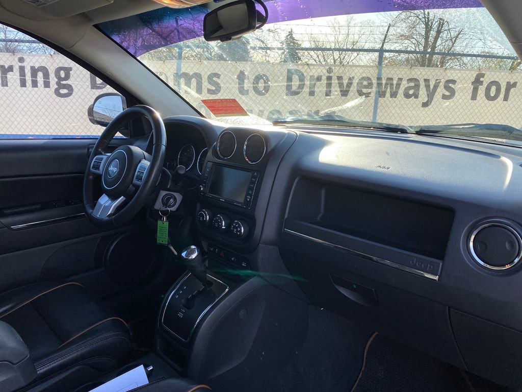 Used 2011 Jeep Compass Limited w/ Sun/Sound Group FWD image 19