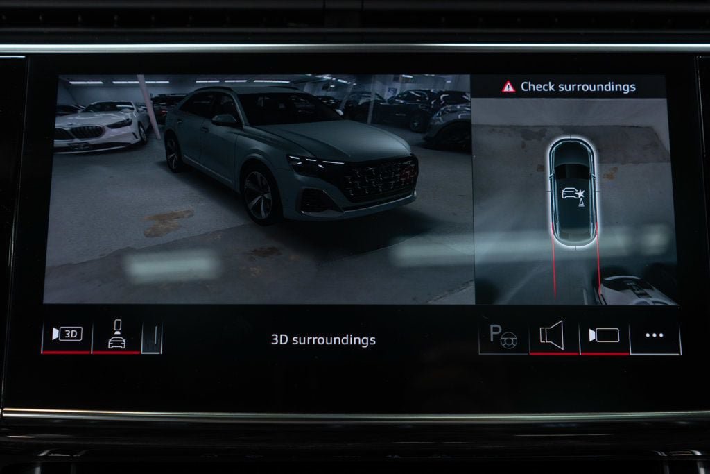 Used 2026 Audi Q8 Prestige w/ Prestige Package AWD/4WD image 29