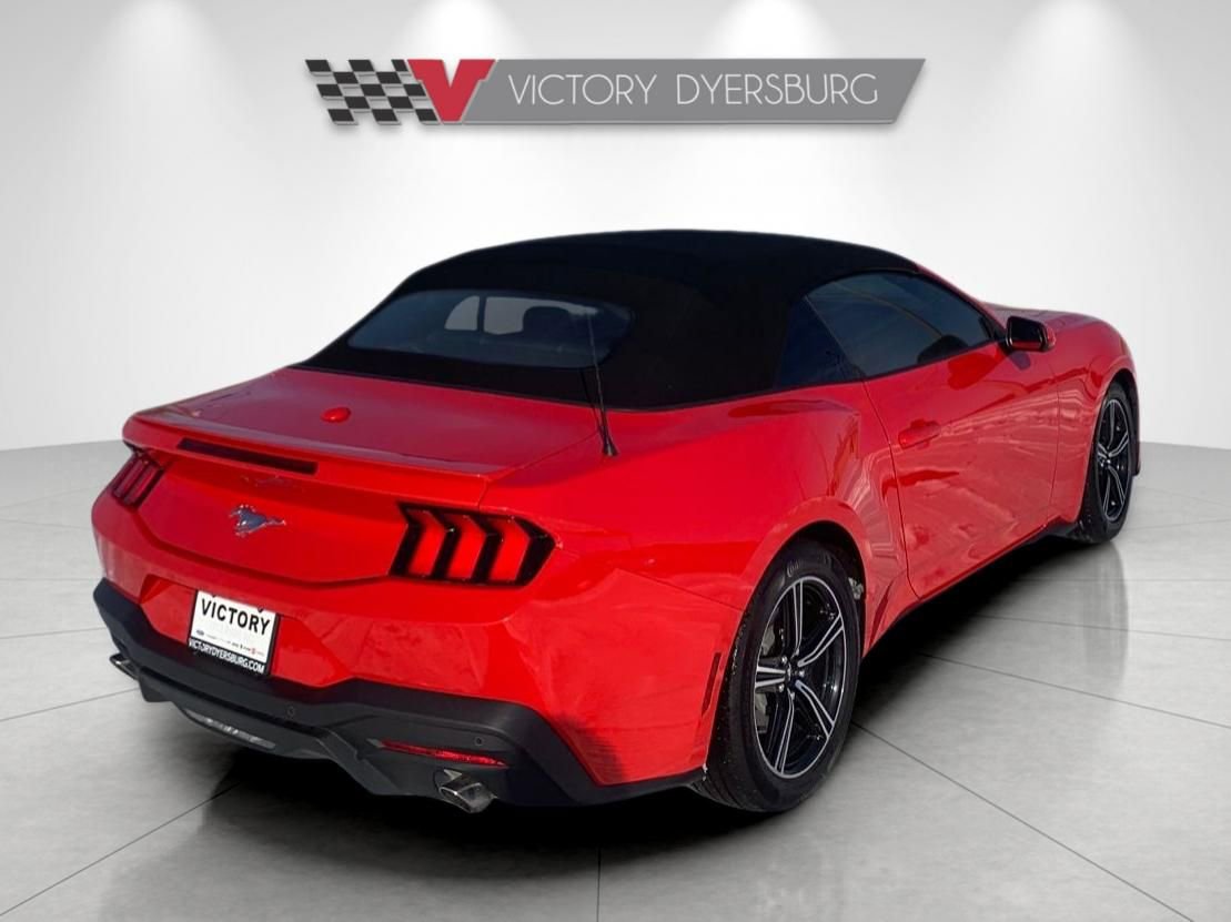 Used 2024 Ford Mustang Premium image 8