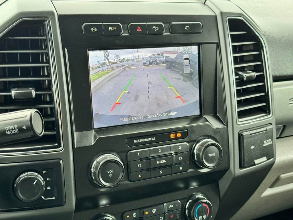 Used 2021 Ford F350 XLT w/ XLT Premium Package AWD/4WD image 21