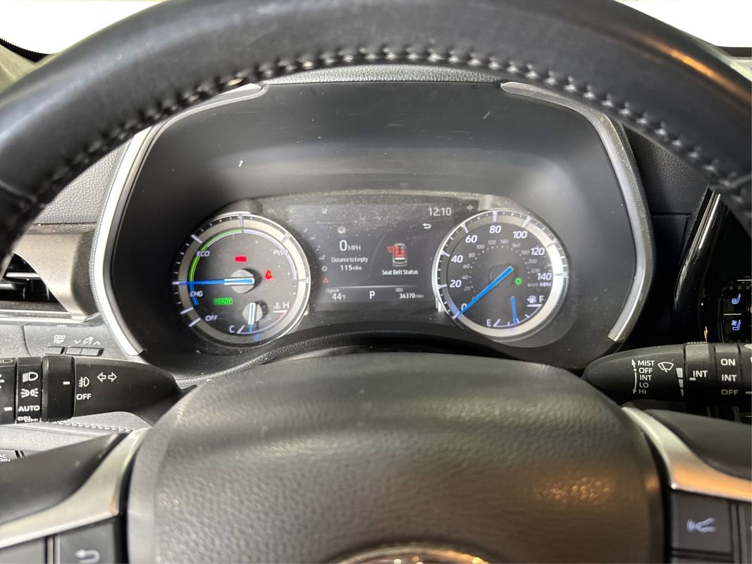 Used 2022 Toyota Highlander Limited image 19