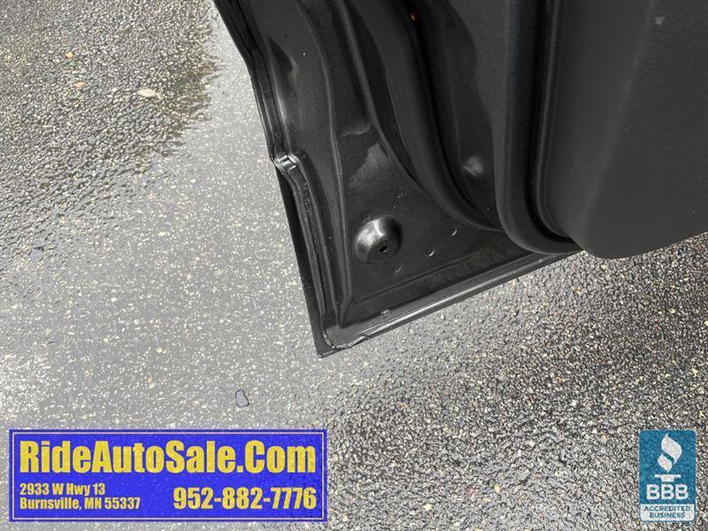 Used 2017 Ford Escape SE AWD/4WD image 39