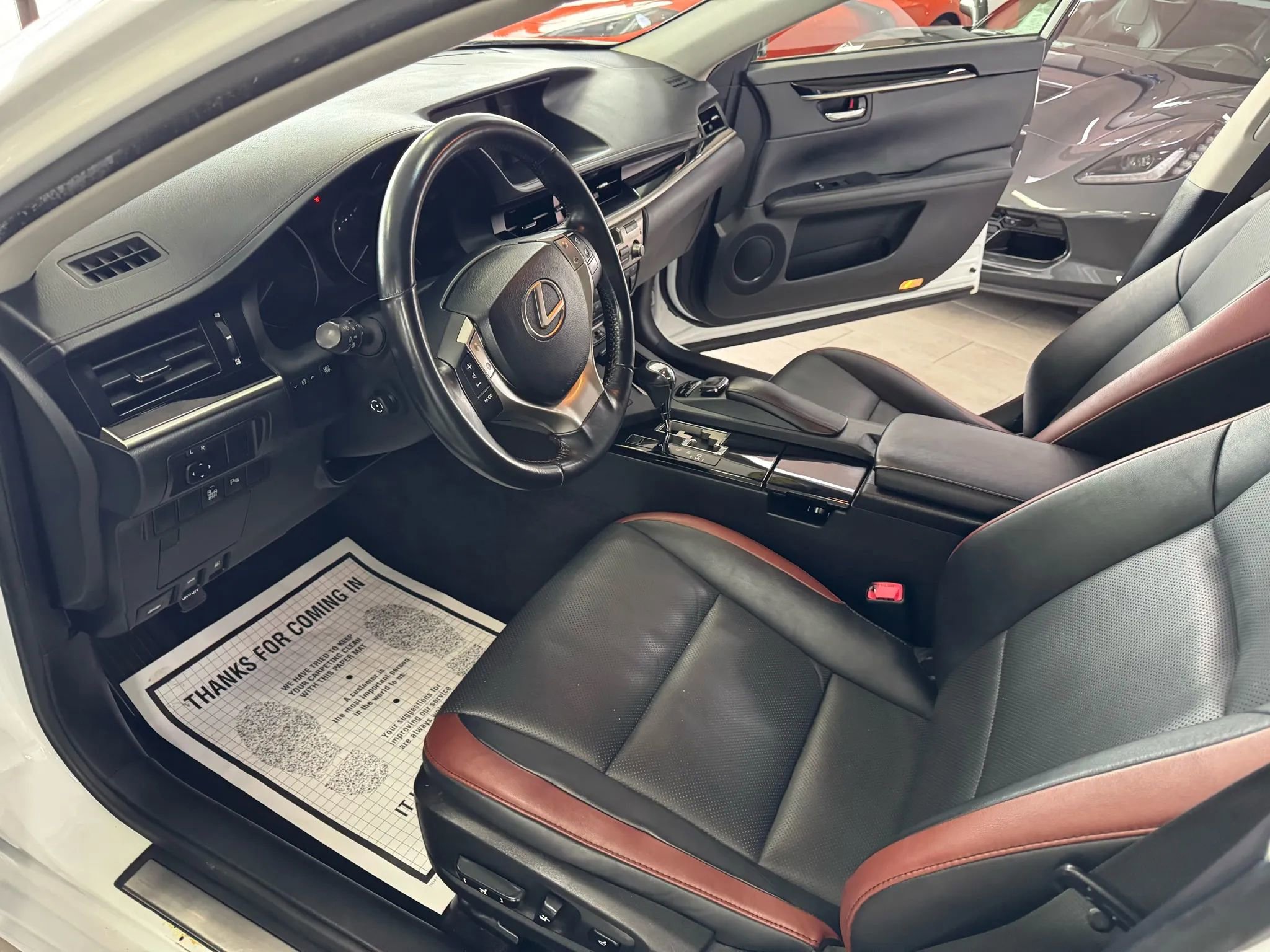 Used 2015 Lexus ES 350 image 9